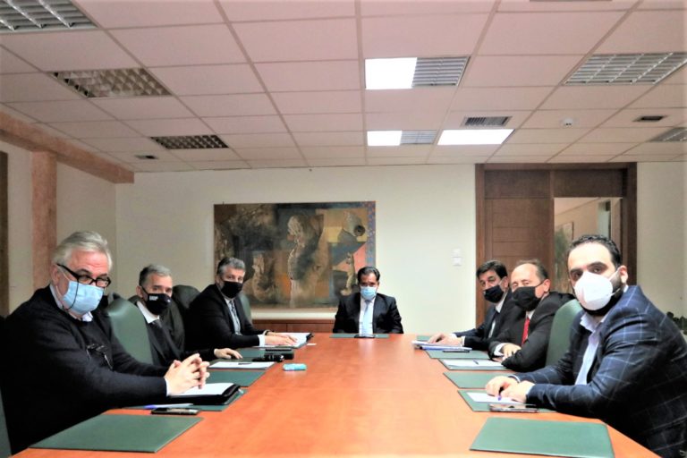 Συνάντηση του ΠΕΣΥ ΑΜΘ με τον Υπουργό Ανάπτυξης και Επενδύσεων κο Άδωνι Γεωργιάδη
