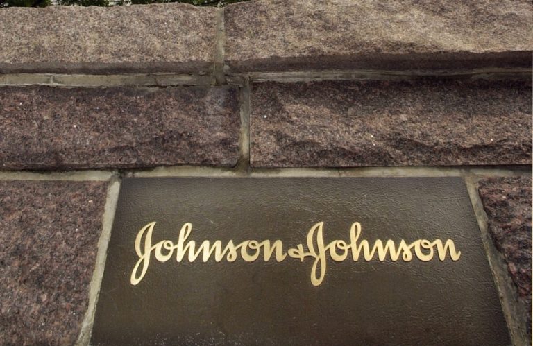 Ε.Ε: Τον Φεβρουάριο καταθέτει αίτηση η  Johnson & Johnson για έγκριση του εμβολίου της