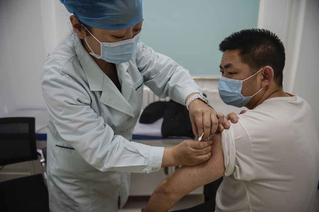 Κίνα: Μαζικοί εμβολιασμοί πριν τις μετακινήσεις για την κινεζική πρωτοχρονιά