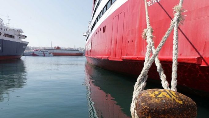 Λαύριο: Εμπλοκή αγκυρών πλοίων λόγω των ισχυρών ανέμων – Δεν δημιουργείται πρόβλημα στη ναυσιπλοΐα