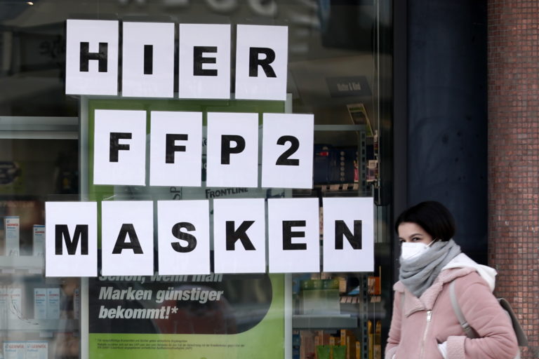 Γερμανία-έρευνα: Yπέρ της παράτασης του lockdown το 66% των πολιτών