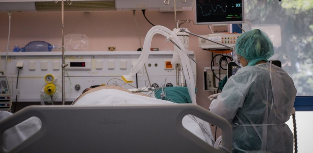 Ρέθυμνο: Στη ΜΕΘ 42χρονος ασθενής covid χωρίς υποκείμενα νοσήματα