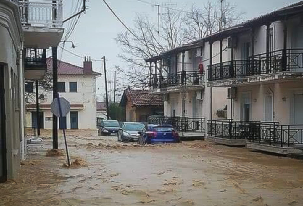 Σουφλί: Ζημιές σε περιουσίες και υποδομές από τη χθεσινή καταιγίδα