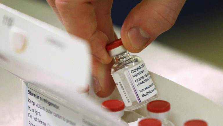 Έρευνα για το εμβόλιο της Οξφόρδης-AstraZeneca: Προστασία 76% για 3 μήνες με την 1η δόση