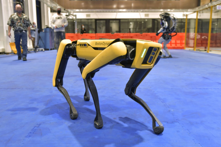 Η Boston Dynamics αναβάθμισε τον σκύλο-ρομπότ Spot
