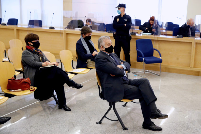 Ισπανία: Νέα δίκη του Λαϊκού Κόμματος για τα διπλά βιβλία & τα έργα στα γραφεία του