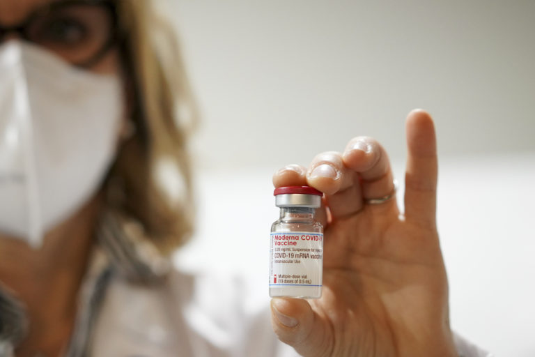 Αχιλλέας Γραβάνης:  Τα εμβόλια διακόπτουν τη μετάδοση