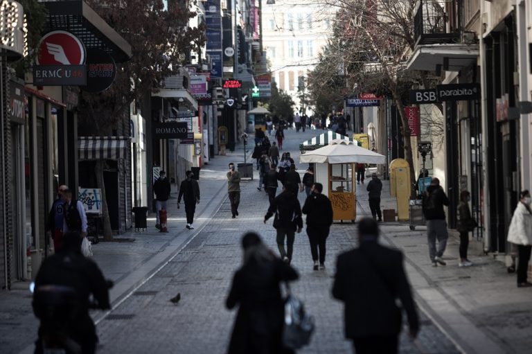 Μέτρα στήριξης όσων πλήττονται από τους νέους περιορισμούς (video)