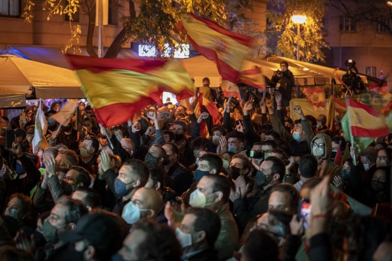 Καταλονία: Πρωτιά των Σοσιαλιστών σε ψήφους – Ισοδύναμοι σε έδρες με την ERC