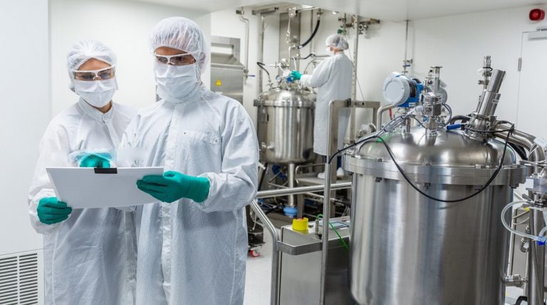 Στρατηγικές συμμαχίες της CureVac με Bayer και Rentschler για την παραγωγή του εμβολίου