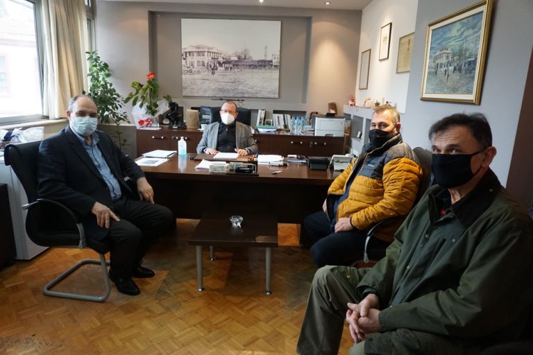 Κομοτηνή:Συνάντηση Δημάρχου με Σύλλογο Παραγωγών Λαϊκών Αγορών Ν. Ροδόπης