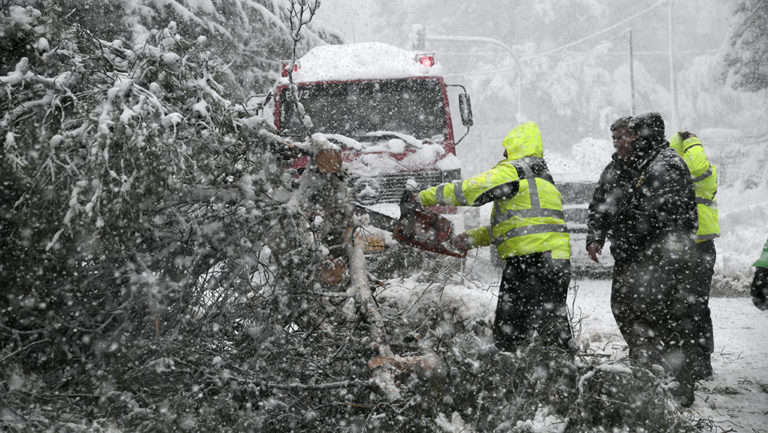 Σε κατάσταση έκτακτης ανάγκης ο Δήμος Διονύσου – Συνδρομή από στρατό και ΕΜΑΚ