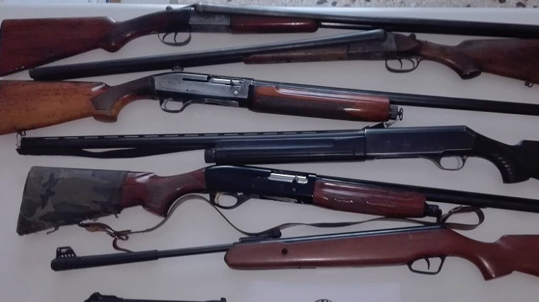 Πήλιο: Βρέθηκε με έξι κυνηγετικά όπλα, για τα δυο δεν είχε άδεια κατοχής