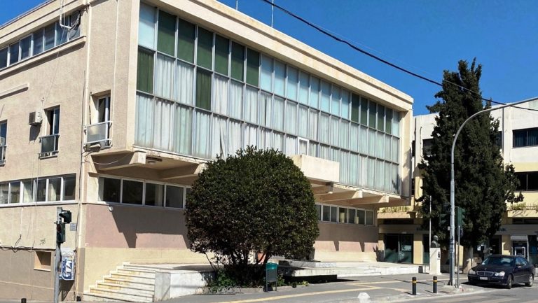 Θετικός στον κορονοϊό εργαζόμενος στον Δήμο Ρεθύμνου