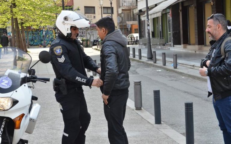Αστυνομικοί έλεγχοι για αλλοδαπούς στο κέντρο της Θεσσαλονίκης