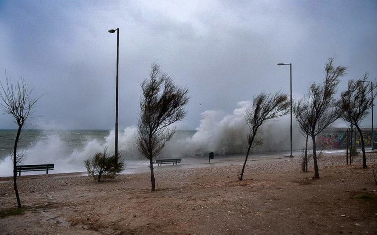 Θυελλώδεις άνεμοι στην Κρήτη με134 km/h ριπές ανέμου – Ο καιρός την Τρίτη