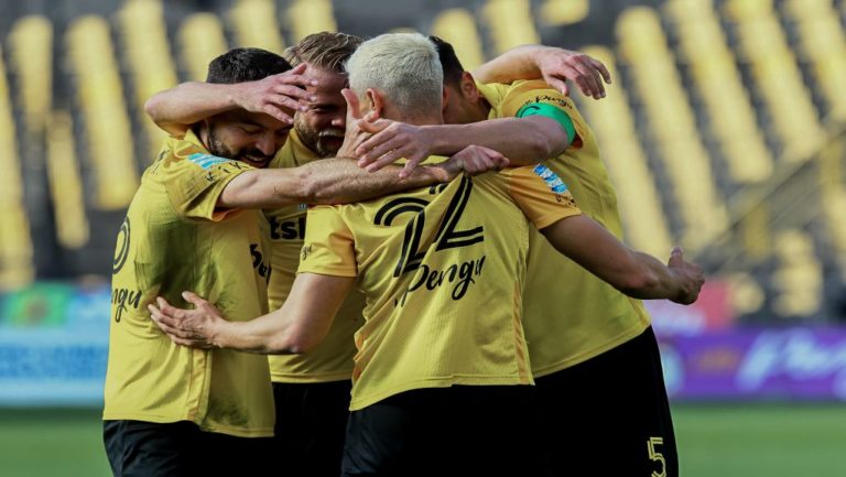 Εύκολο απόγευμα είχε ο Άρης 3-0 τον Ατρόμητο