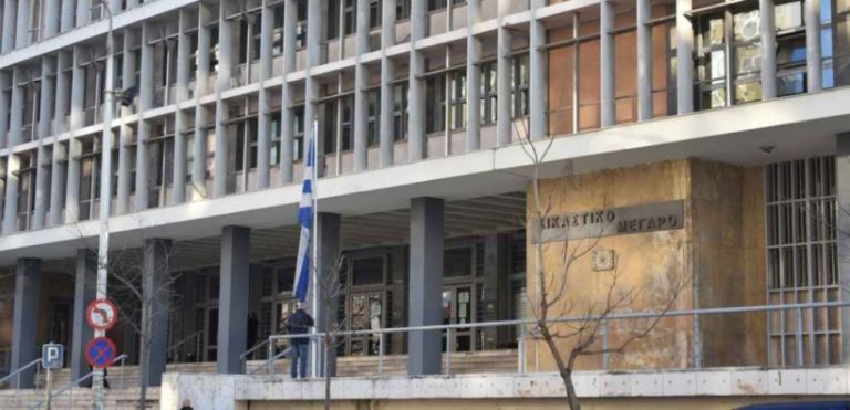 Θεσσαλονίκη: Στον εισαγγελέα οι 31 συλληφθέντες κατά την αστυνομική επέμβαση στο ΑΠΘ