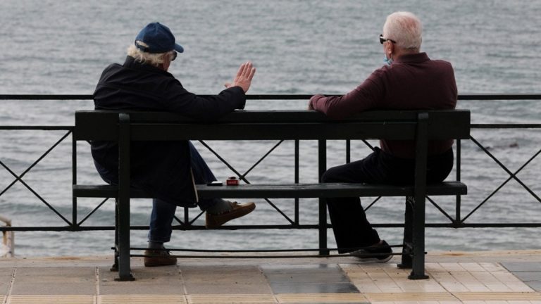 Π. Τσακλόγλου: «Δεν αλλάζουν τα όρια ηλικίας συνταξιοδότησης»