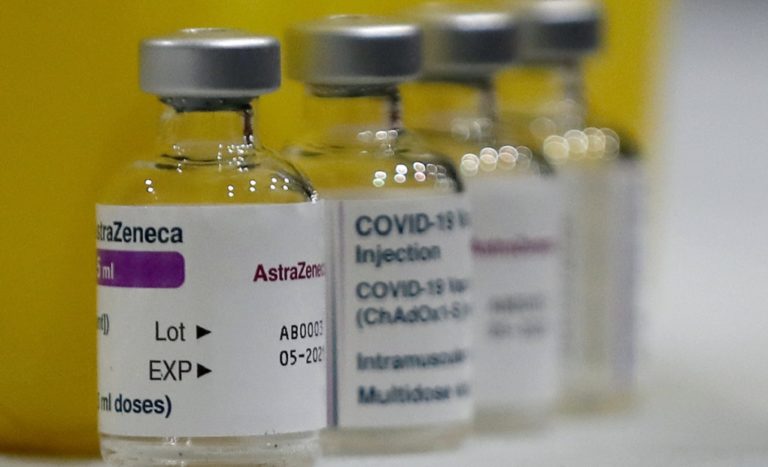 Ολλανδία: Προσωρινή αναστολή χρήσης του εμβολίου της AstraZeneca