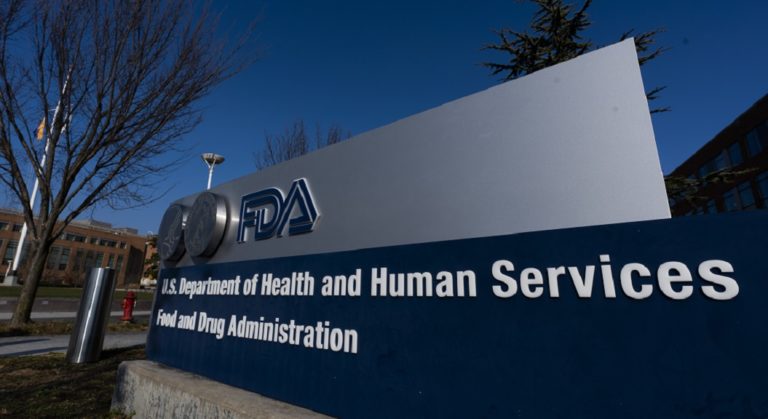 ΗΠΑ: “Πράσινο φως” από τον FDA για χρήση δύο συνθετικών αντισωμάτων για την covid-19