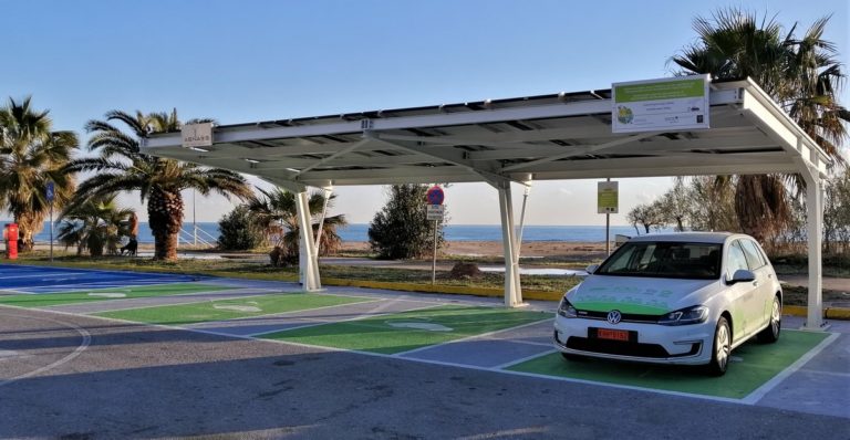 Νέο εξοπλισμό ΑΠΕ για την ηλεκτροκίνηση εγκατέστησε ο Δήμος Ρεθύμνης