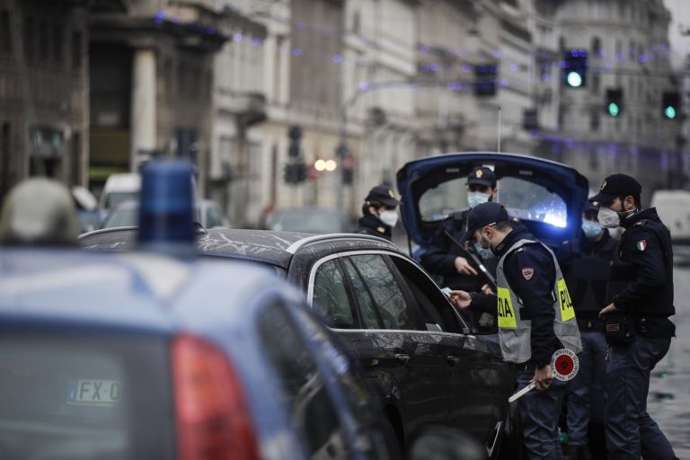 Ιταλία – Ρώμη: Δύο παιδιά κι ενας ηλικιωμένος νεκροί από πυροβολισμούς – Αυτοκτόνησε και ο δράστης