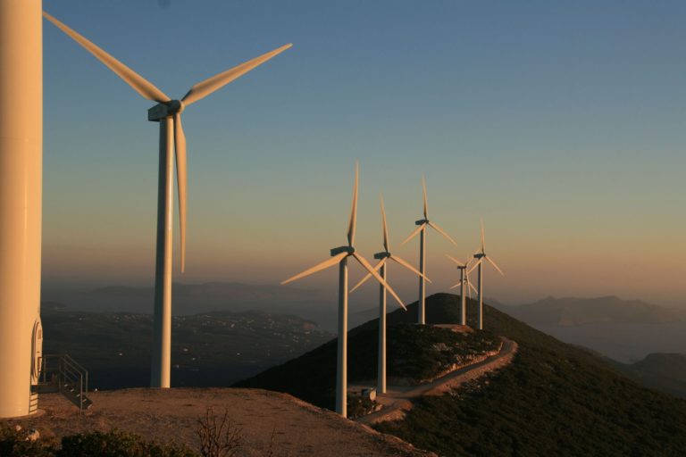 Νέα Φιγαλεία: Αρνητικοί στην εγκατάσταση ανεμογεννητριών δηλώνουν οι κάτοικοι