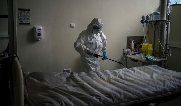 Αυξήθηκαν οι νοσηλευόμενοι με covid-19  στα νοσοκομεία και της ΜΕΘ της Περιφέρειας Πελοποννήσου