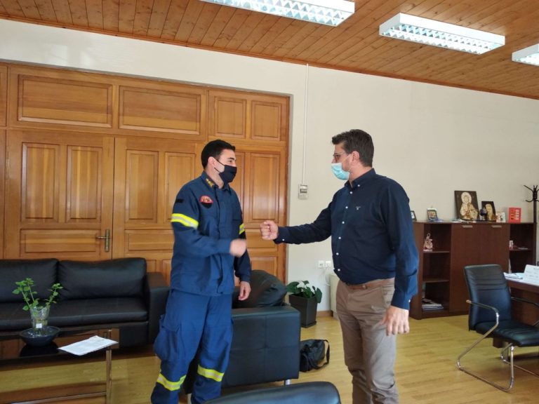 Με νέο Διοικητή Π. Υ. Λεχαινών ο Δήμαρχος Ανδραβίδας – Κυλλήνης