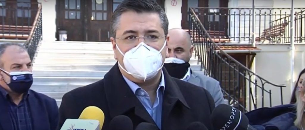 Ιατρικό εξοπλισμό παρέδωσε η Περιφέρεια Κεντρικής Μακεδονίας στα νοσοκομεία (video)