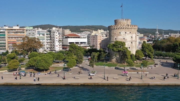 Δήμος Θεσσαλονίκης – Νέα παράταση στην προθεσμία για τα τέλη χρήσης κοινόχρηστων χώρων