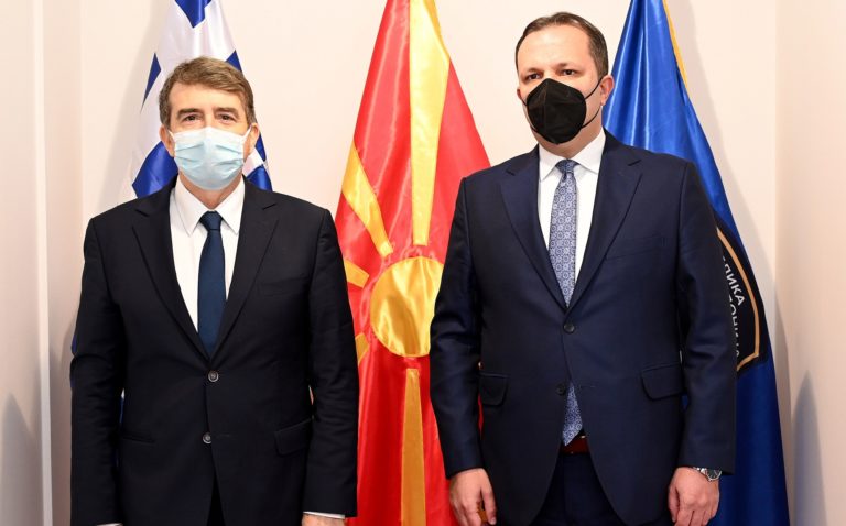 Συναντήσεις του Μ. Χρυσοχοΐδη με τον πρωθυπουργό και τον υπ. εσωτερικών της Βόρειας Μακεδονίας