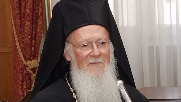Τη συμπαράστασή του στον πατμιακό λαό εκφράζει ο Οικουμενικός Πατριάρχης