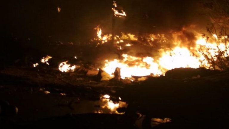 Ρόδος: Φωτιά στον καταυλισμό ρομά στο Καρακόνερο
