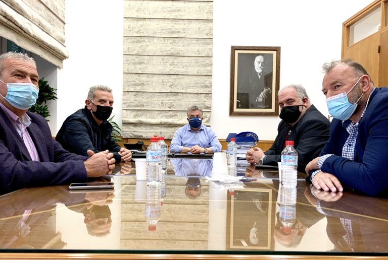 Η Περιφέρεια Κρήτης στηρίζει τις πολύ μικρές και μικρές επιχειρήσεις