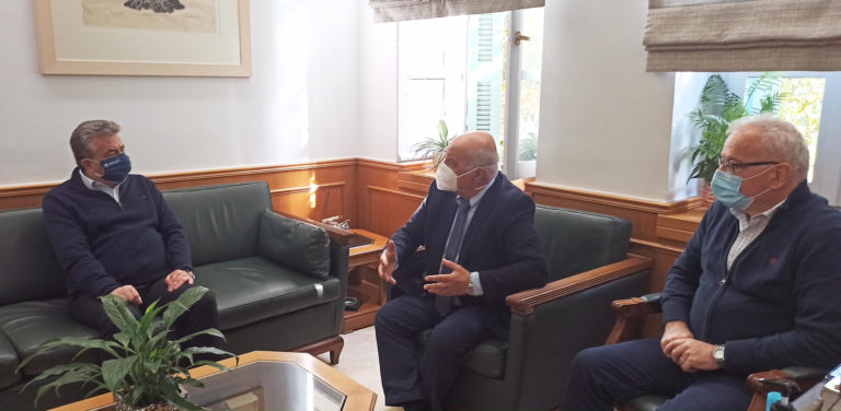 Ενημέρωση Περιφερειάρχη από τον καθηγητή Ν. Τζανάκη για τα επιδημιολογικά δεδομένα στην Κρήτη