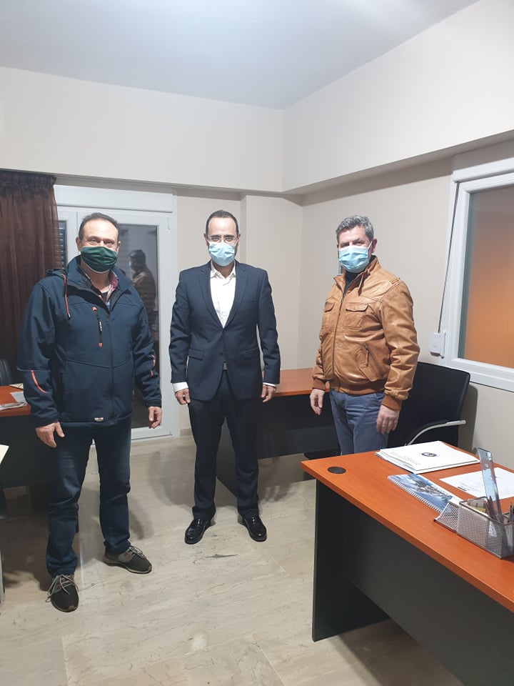 Η διασφάλιση των επαγγελματικών δικαιωμάτων των φυσιοθεραπευτών στη συνάντηση με Κ. Μαραβέγια
