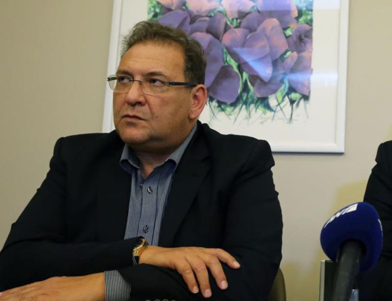 Θετικός στον κορονοϊό ο Β. Παπαδόπουλος