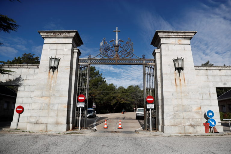 Ισπανία: Ανοίγουν οι ομαδικοί τάφοι 33.000 πεσόντων του ισπανικού Εμφυλίου
