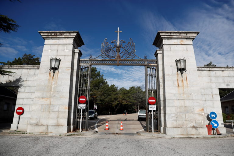 Ισπανία: Ανοίγουν οι ομαδικοί τάφοι 33.000 πεσόντων του ισπανικού Εμφυλίου