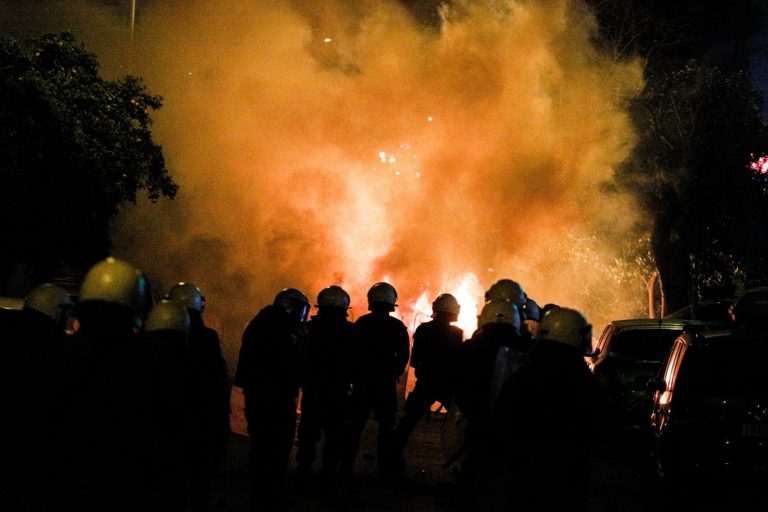 ΣΥΡΙΖΑ: Πρόκειται για επικίνδυνο πρωθυπουργό – Γεννηματά: Όχι άλλο λάδι στη φωτιά