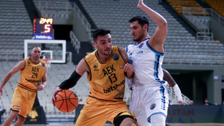 Με το δεξί η ΑΕΚ στα play off του Champions League, 74-65 την Τουρκ Τέλεκομ