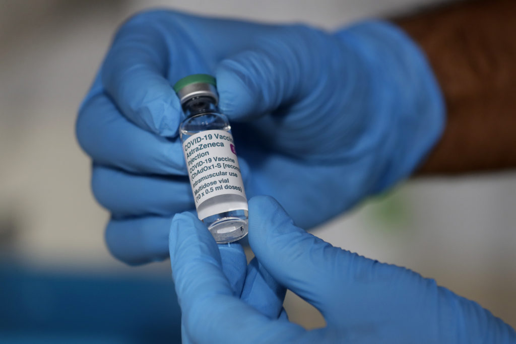 Ιταλία: Η αναστολή του εμβολίου της AstraZeneca αποφασίστηκε ύστερα από συζήτηση με την Γερμανία