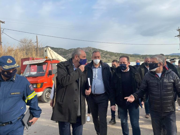 Αυτοψία Στ. Πέτσα στην πληγείσα Ελασσόνα