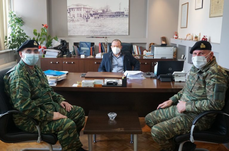 Κομοτηνή: Εθιμοτυπική επίσκεψη πρώην και νυν Διοικητή ΧΧΙ Ταξιαρχίας Ιππικού «Πίνδος» στο Δήμαρχο