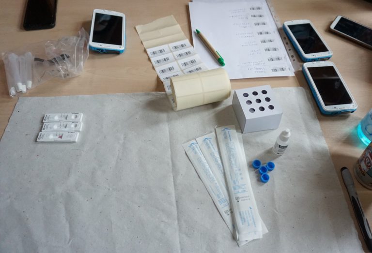 Κομοτηνή: Συνεχίζονται τα rapid tests στην πλατεία Ειρήνης