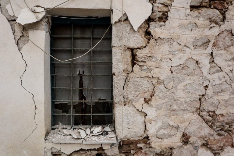 Σεισμός – Θεσσαλία: Ακατάλληλα 1.820 σπίτια μετά την ολοκλήρωση πρωτοβάθμιου ελέγχου κτηρίων