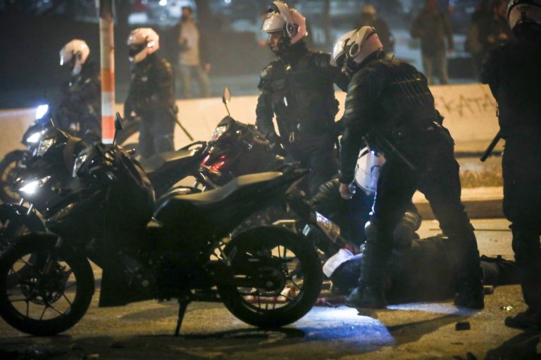 Ν. Σμύρνη: Συνελήφθη ο βασικός δράστης της επίθεσης στον αστυνομικό