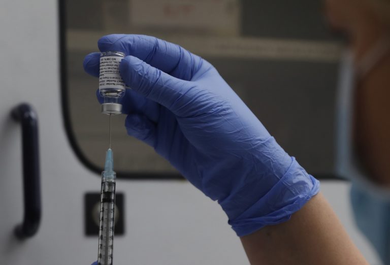 Novavax: Στο 96,4% η αποτελεσματικότητα του εμβολίου